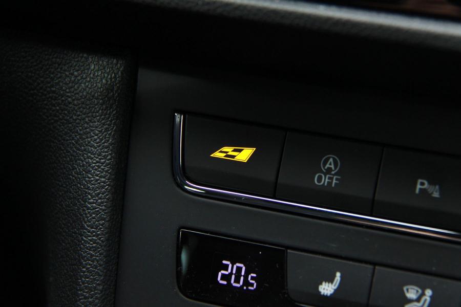  Seat Leon Cupra 280 2013 года  (фото 43 из 67)